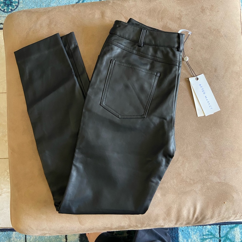 Gorgeous leather look pants